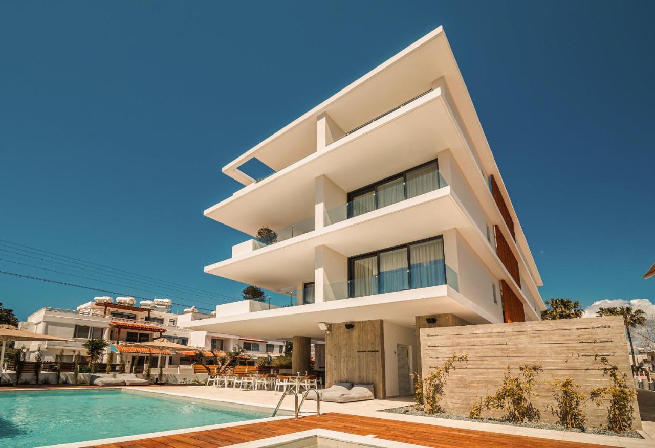 Regency Boutique Hotel Holiday Suites Пафос Екстериор снимка