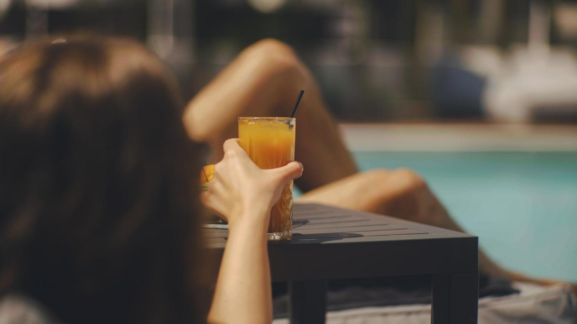 Regency Boutique Hotel Holiday Suites Пафос Екстериор снимка