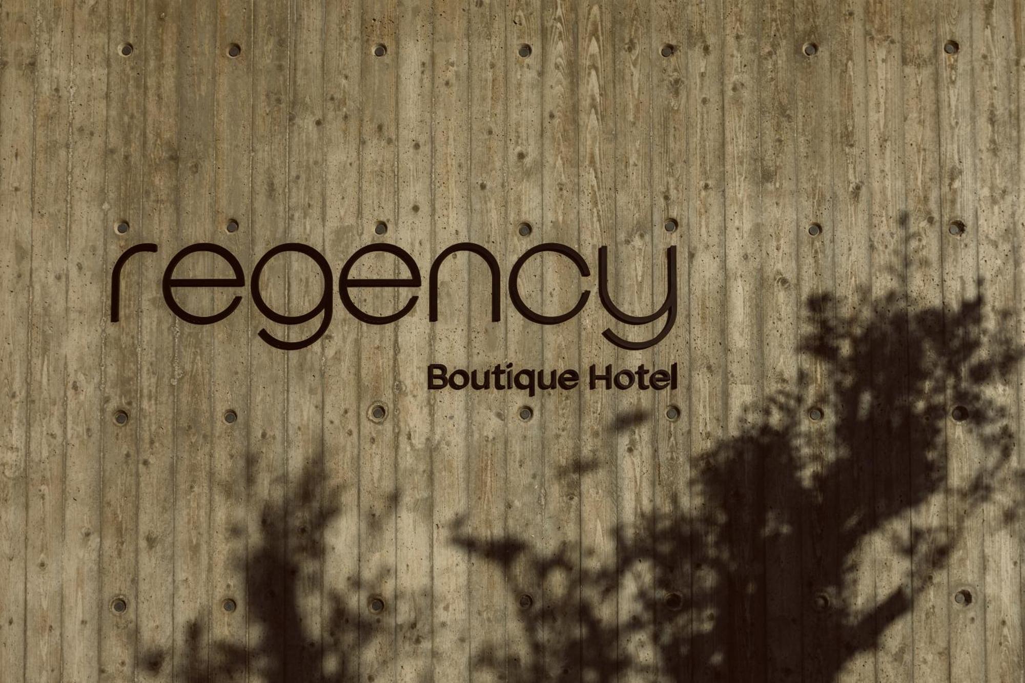Regency Boutique Hotel Holiday Suites Пафос Екстериор снимка