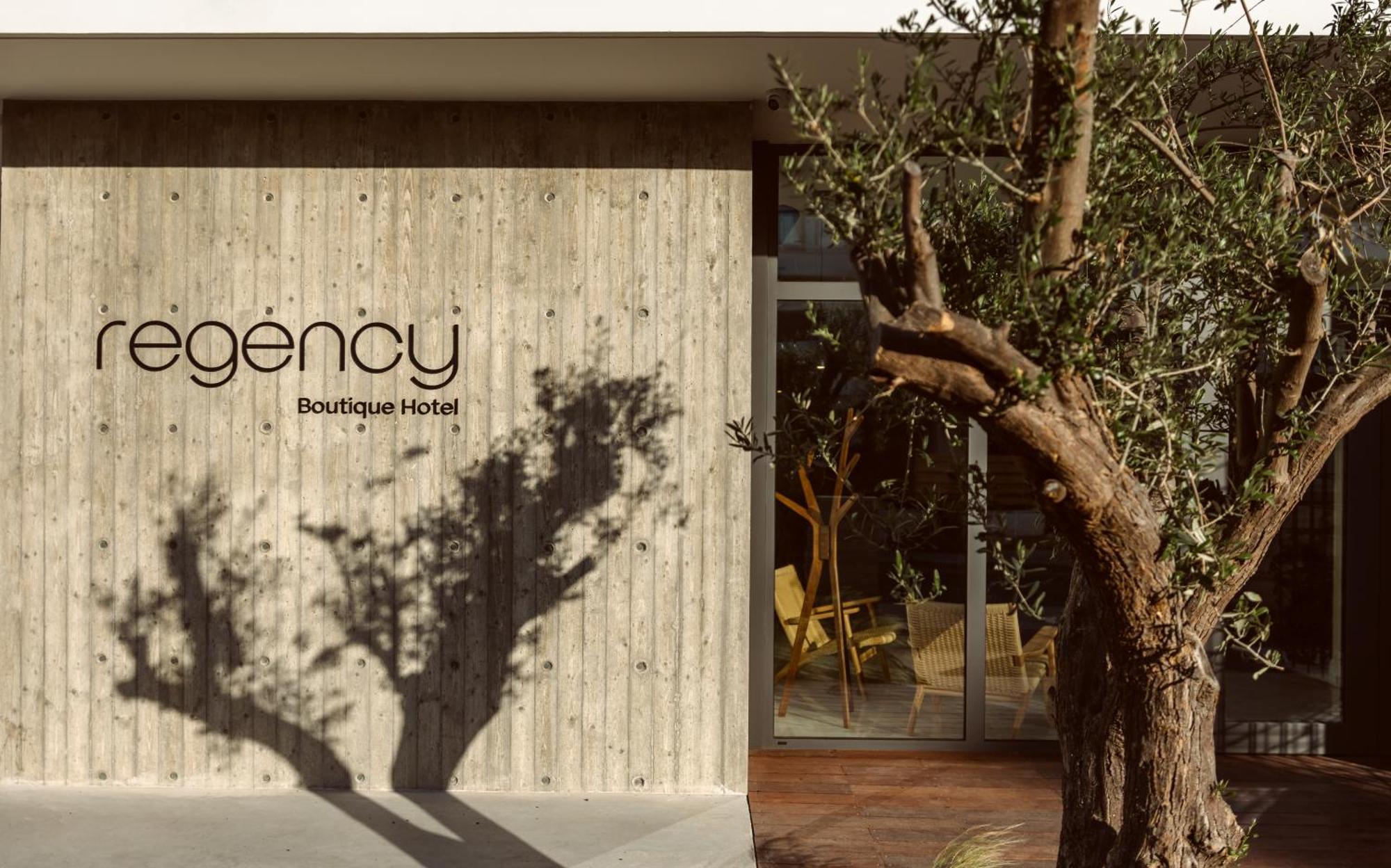 Regency Boutique Hotel Holiday Suites Пафос Екстериор снимка